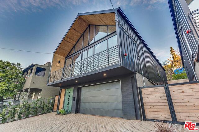 Photo of 2230 Glendale Blvd, Los Angeles, CA 90039