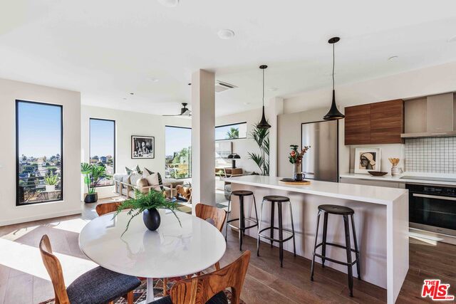Photo of 1369 Douglas St, LOS ANGELES, CA 90026
