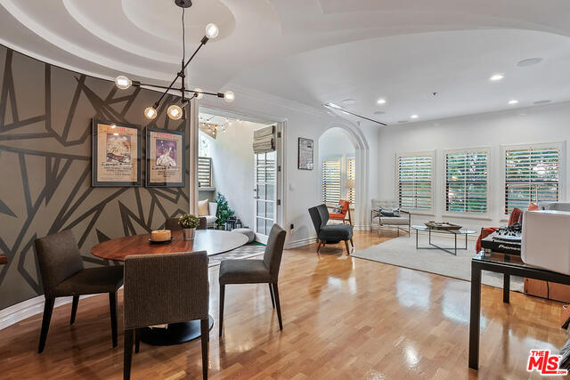 Photo of 12603 Moorpark St #104, Studio City, CA 91604