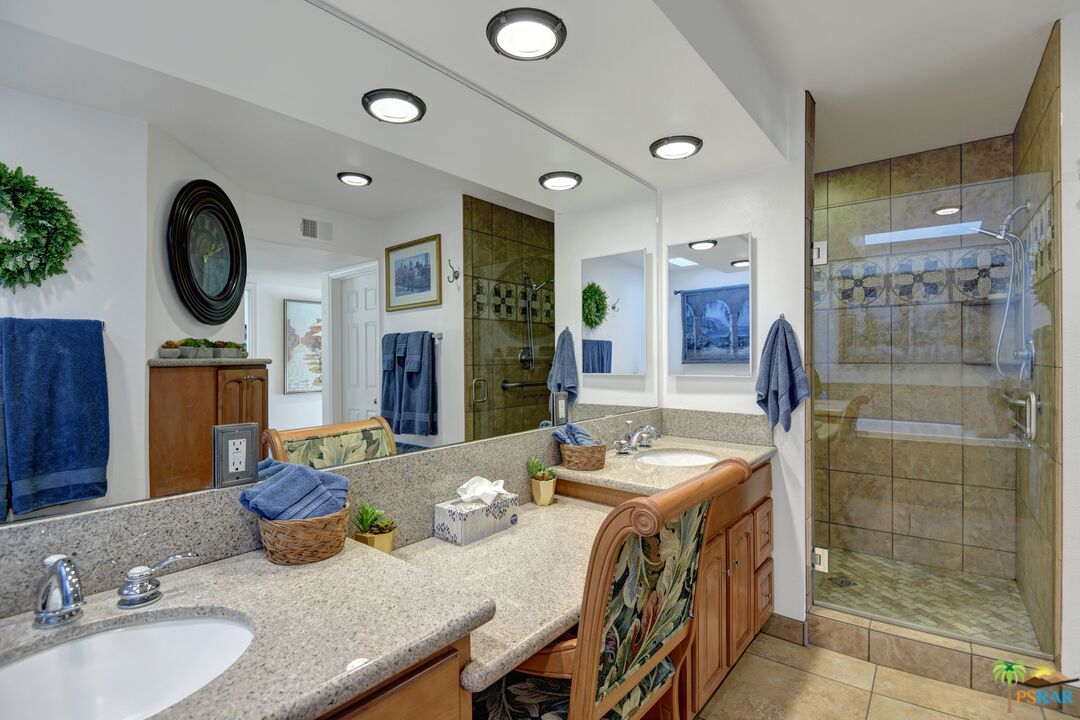 Image 15 for 7519 Regency Dr