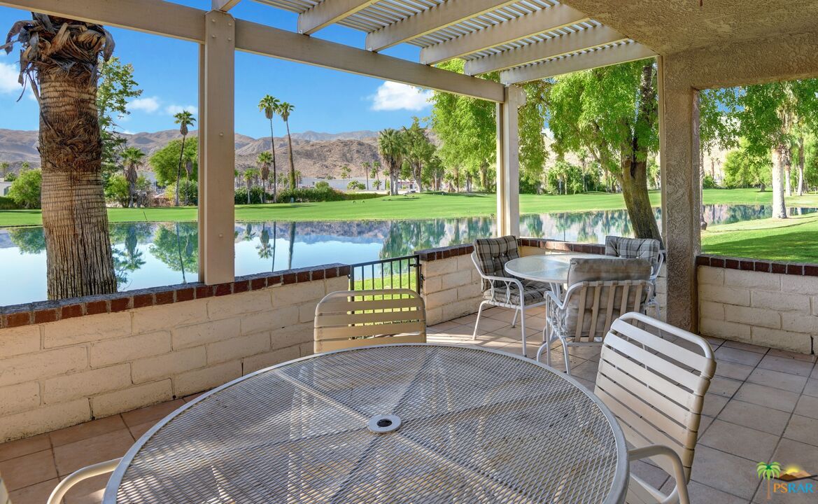Image 2 for 7519 Regency Dr
