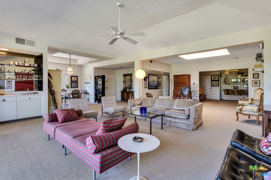Image 10 for 2498 E Oakcrest Dr