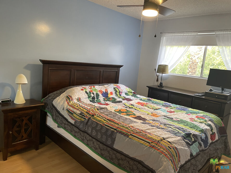 Image 3 for 2825 Los Felices Rd #207