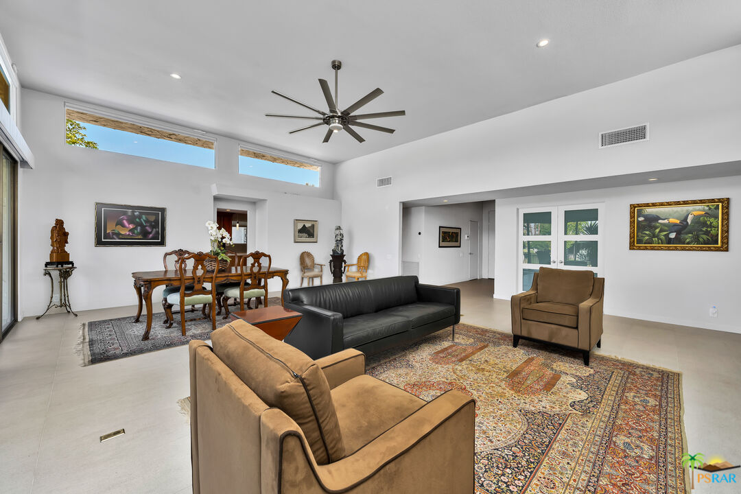 Image 16 for 1550 S La Verne Way