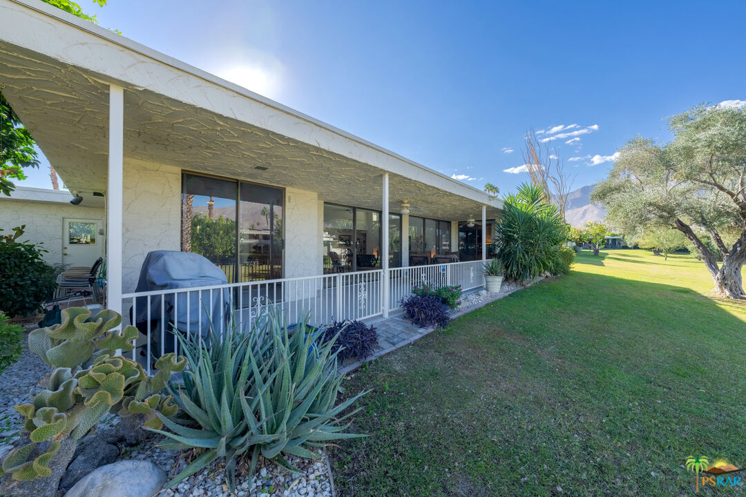 Image 9 for 1550 S La Verne Way