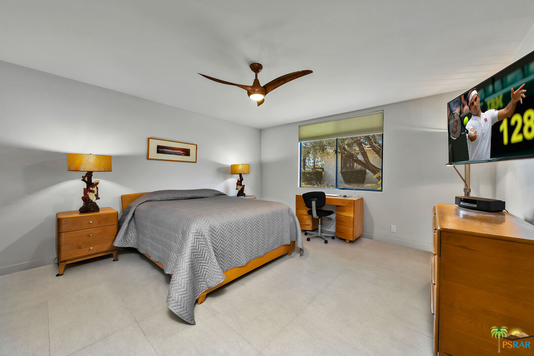Image 30 for 1550 S La Verne Way
