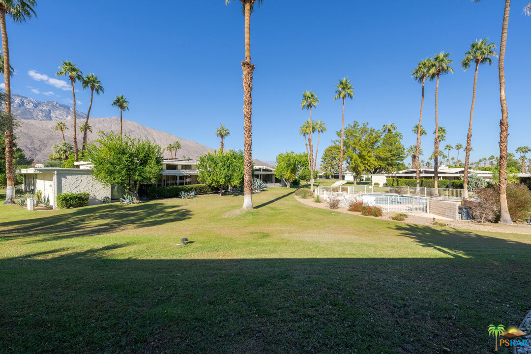 Image 3 for 1550 S La Verne Way