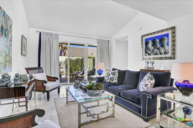 Image 6 for 1473 E Amado Rd