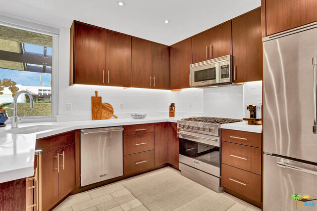 Image 13 for 1473 E Amado Rd
