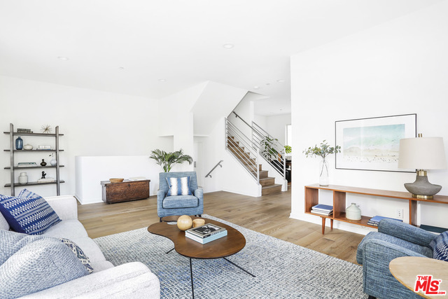 Photo of 1338 N SYCAMORE AVE, HOLLYWOOD, CA 90028