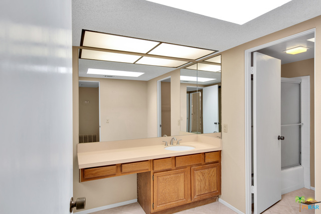 Image 20 for 2501 Indian Canyon Dr #635