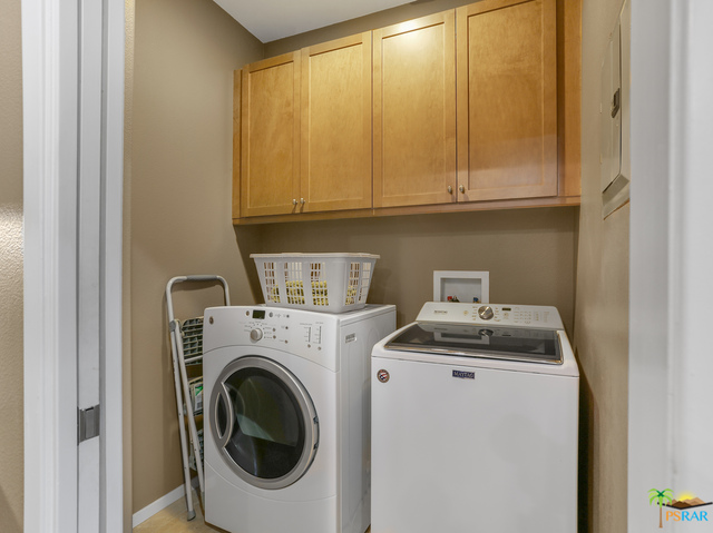 Image 17 for 371 E Ameno Dr