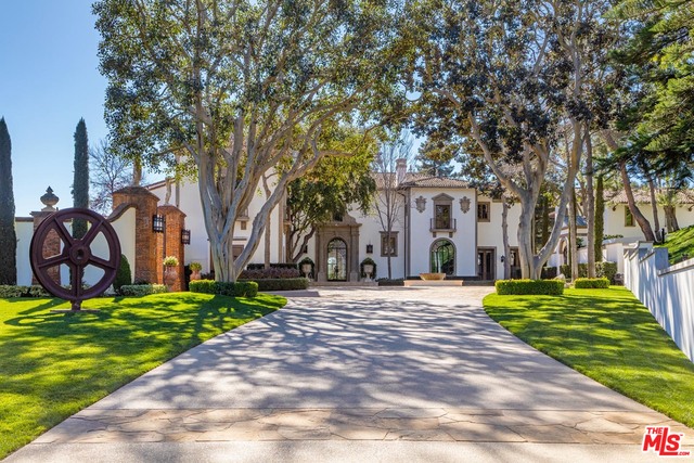 Photo of 30 Beverly Park Ter, Beverly Hills, CA 90210