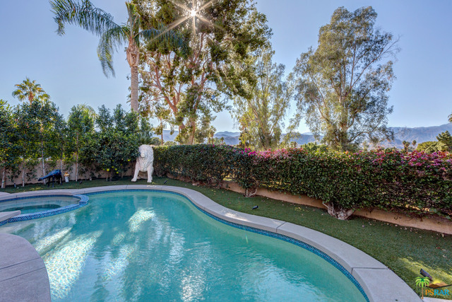 Image 9 for 142 KAVENISH DR