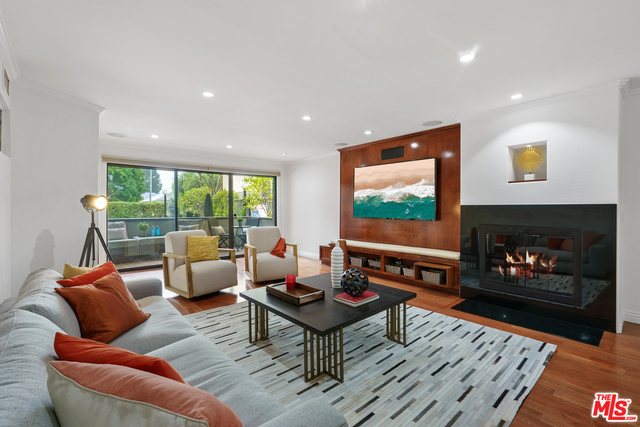 Photo of 10331 Riverside Dr #101, Toluca Lake, CA 91602