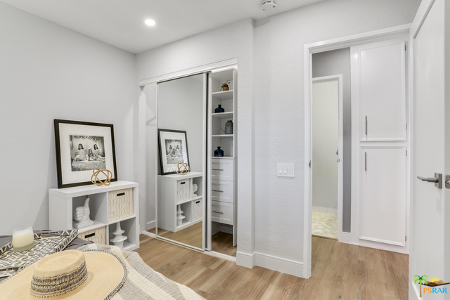 Image 16 for 2801 Los Felices Cir #D107