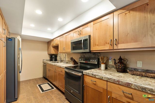 Image 12 for 1738 W Ridgeview CIR