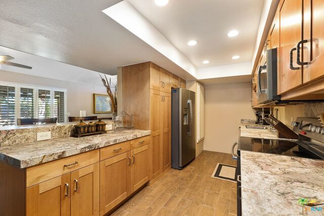 Image 11 for 1738 W Ridgeview CIR