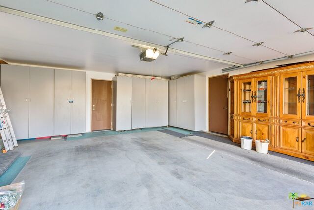 Image 18 for 1738 W Ridgeview CIR