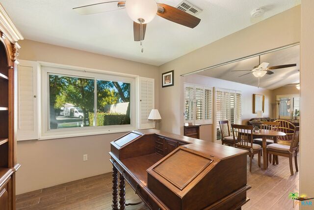 Image 9 for 1738 W Ridgeview CIR