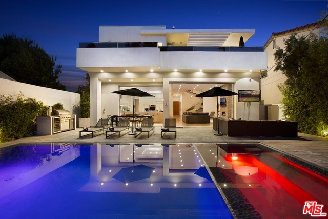 Photo of 507 N Gardner St, Los Angeles, CA 90036