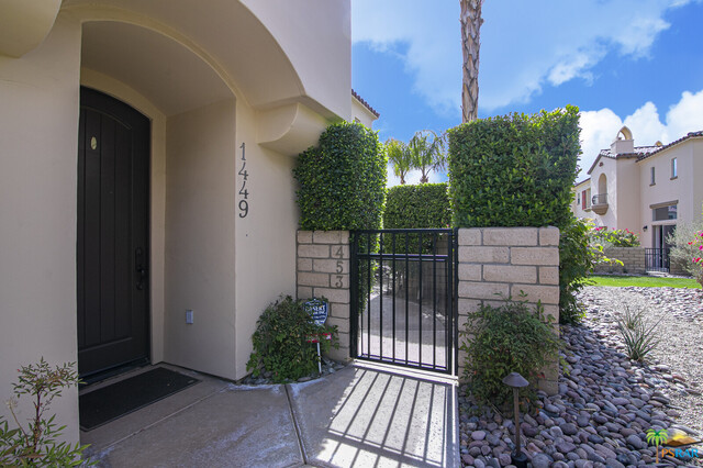 Image 19 for 1449 Yermo Dr