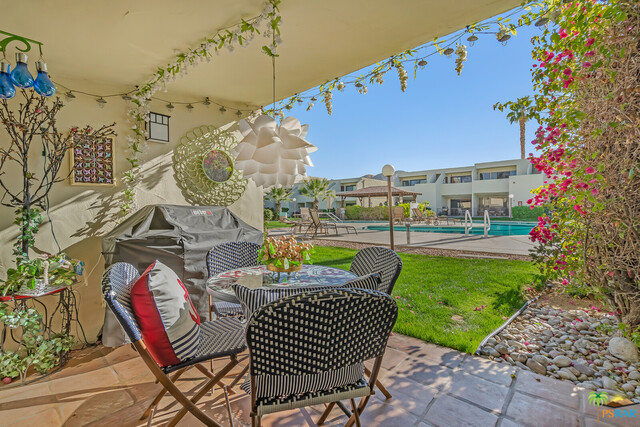 Image 9 for 1655 Palm Canyon Dr #109