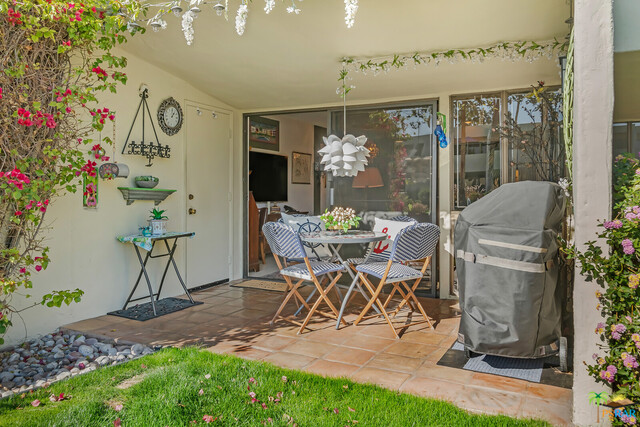 Image 10 for 1655 Palm Canyon Dr #109