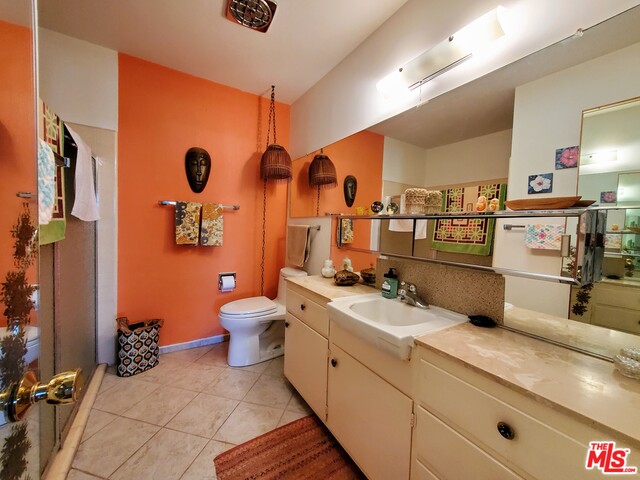 Image 17 for 115 E Twin Palms Dr