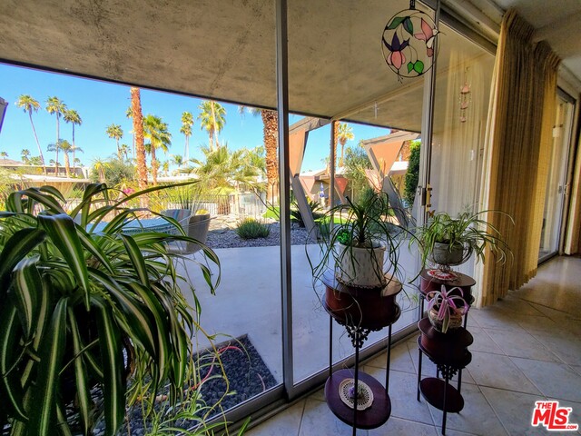 Image 13 for 115 E Twin Palms Dr