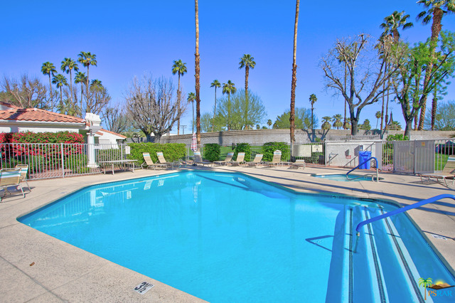 Palm Springs Condos - For sale at Mesquite Country ClubPalm Springs Condos