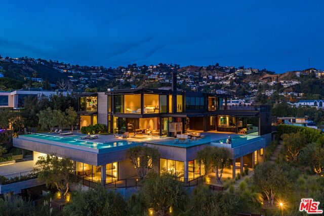 Photo of 1301 Collingwood Pl, Los Angeles, CA 90069