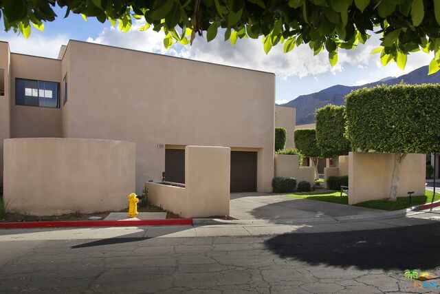 Image Number 1 for 829 Village Sq in Palm Springs