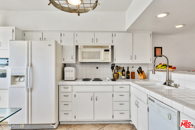 Image 10 for 277 Alejo Rd #223