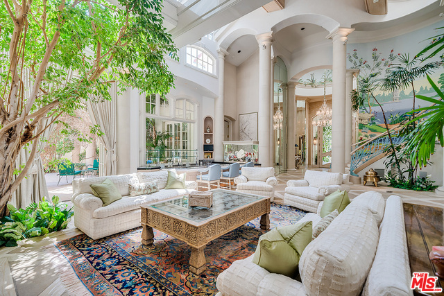 Photo of 10281 Century Woods Dr, Los Angeles, CA 90067