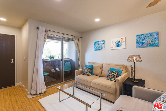 Image 3 for 470 Villa Ct #210