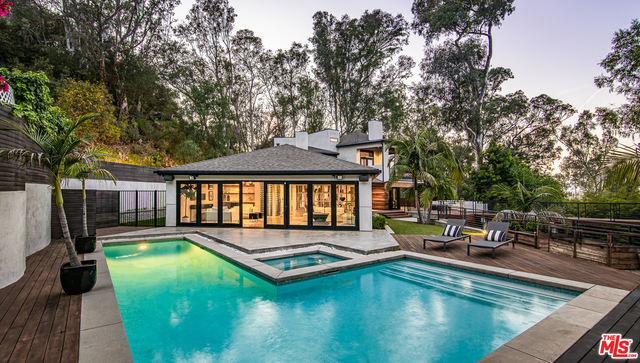 Photo of 3627 Woodhill Canyon Rd, Studio City, CA 91604