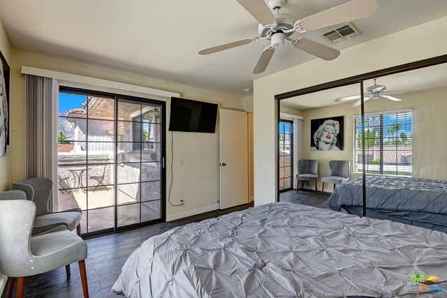 Image 20 for 505 Farrell Dr #J58