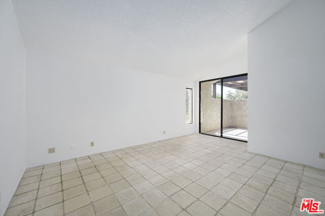 Image 29 for 1467 E Amado Rd