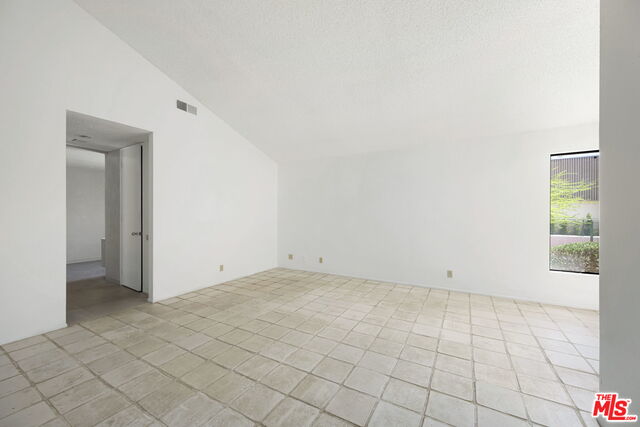 Image 28 for 1467 E Amado Rd