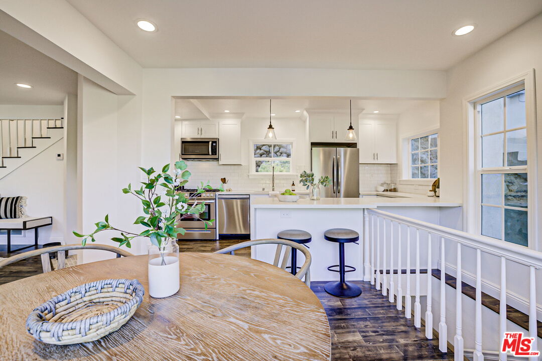 Photo of 2321 Lake View Ave, Los Angeles, CA 90039