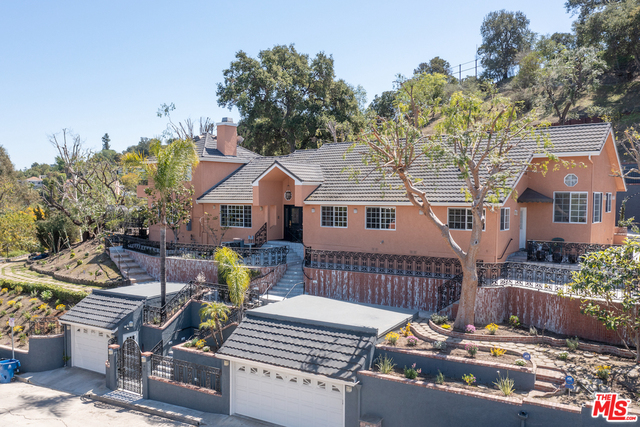 Photo of 15360 Del Gado Dr, Sherman Oaks, CA 91403