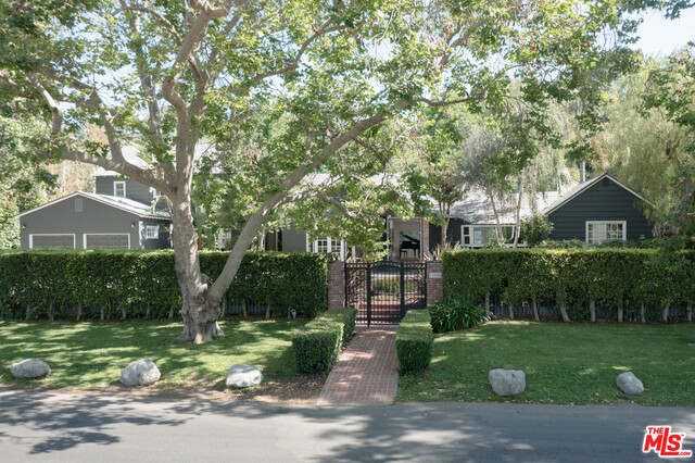 Photo of 13280 Valley Vista Blvd, Sherman Oaks, CA 91423