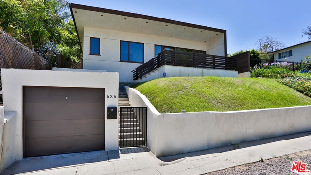 Photo of 636 N La Fayette Park Pl, Los Angeles, CA 90026