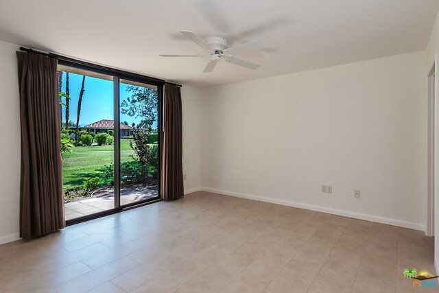 Image 12 for 688 N Majorca Cir