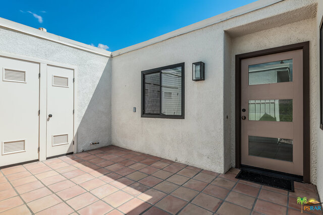 Image 3 for 688 N Majorca Cir