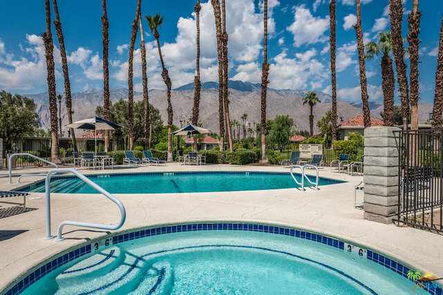 Image 20 for 688 N Majorca Cir