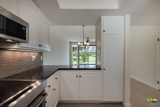 Image 6 for 688 N Majorca Cir