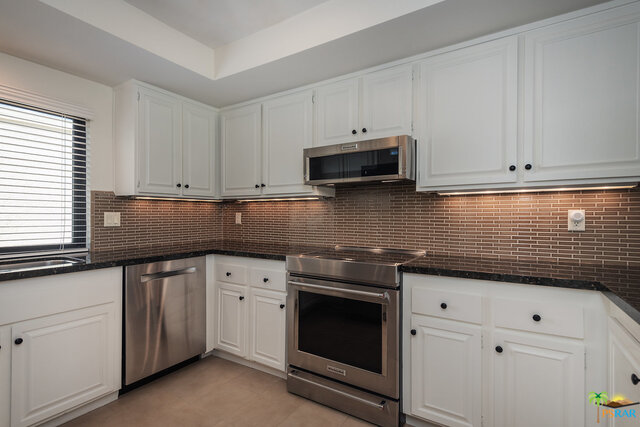 Image 5 for 688 N Majorca Cir