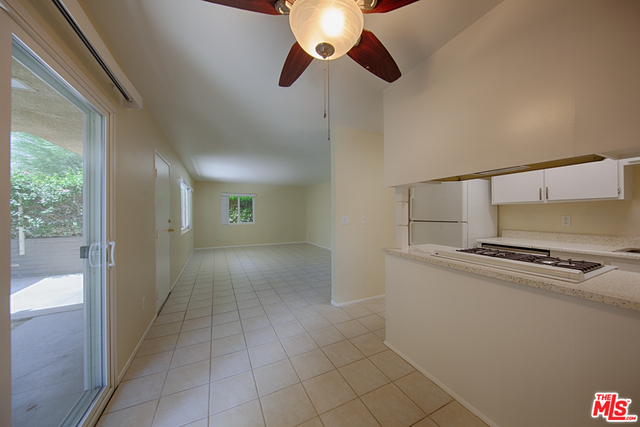 Image 5 for 1900 Palm Canyon Dr #24